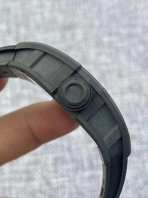 richard mille rm 055 carbon