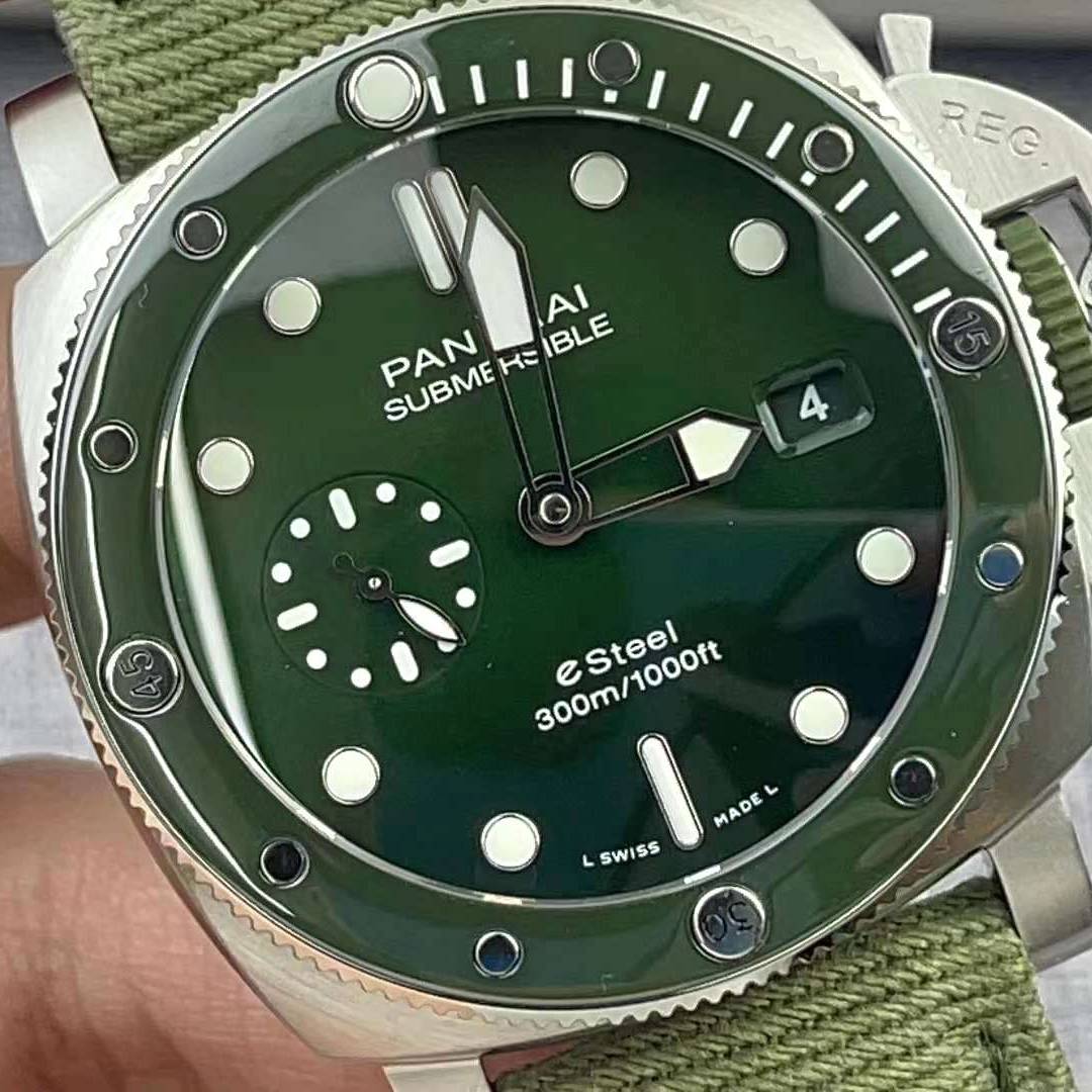 Buy Panerai Submersible Super Clone Replica Watches